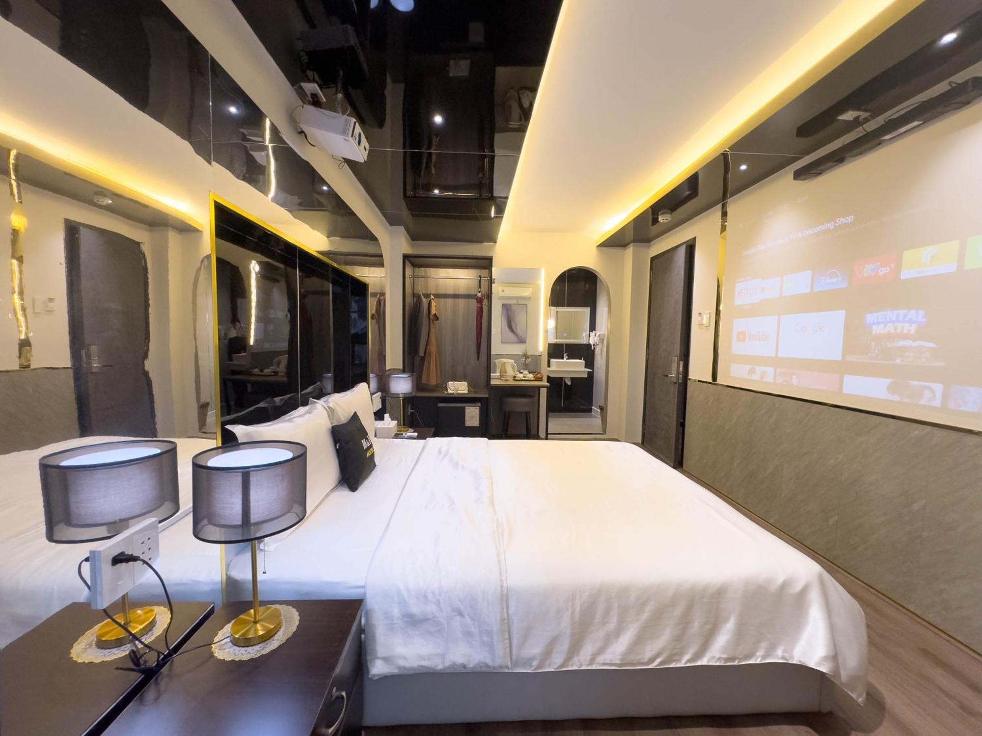 M&H Hotel Ho Chi Minh City Exterior photo