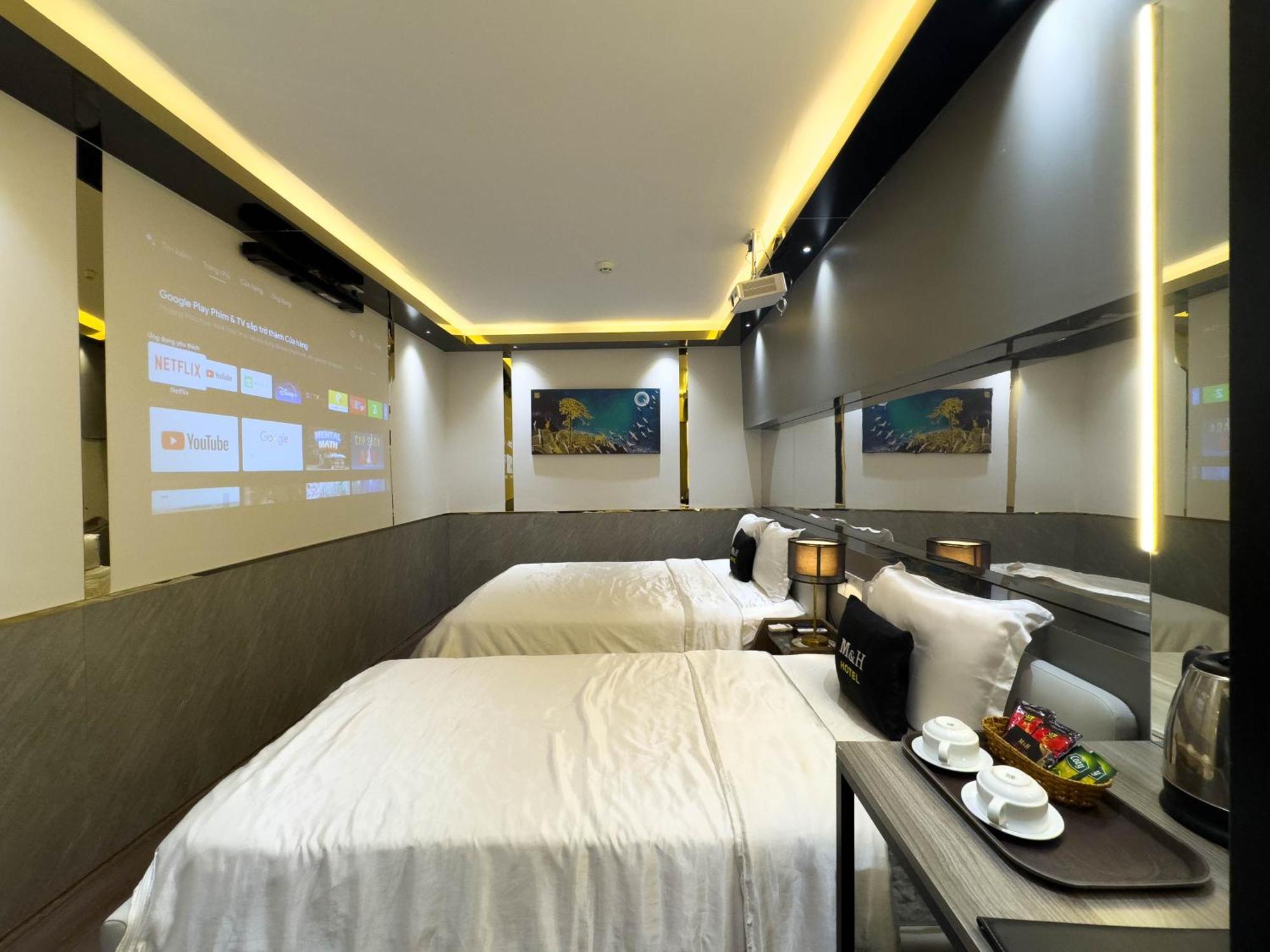 M&H Hotel Ho Chi Minh City Exterior photo