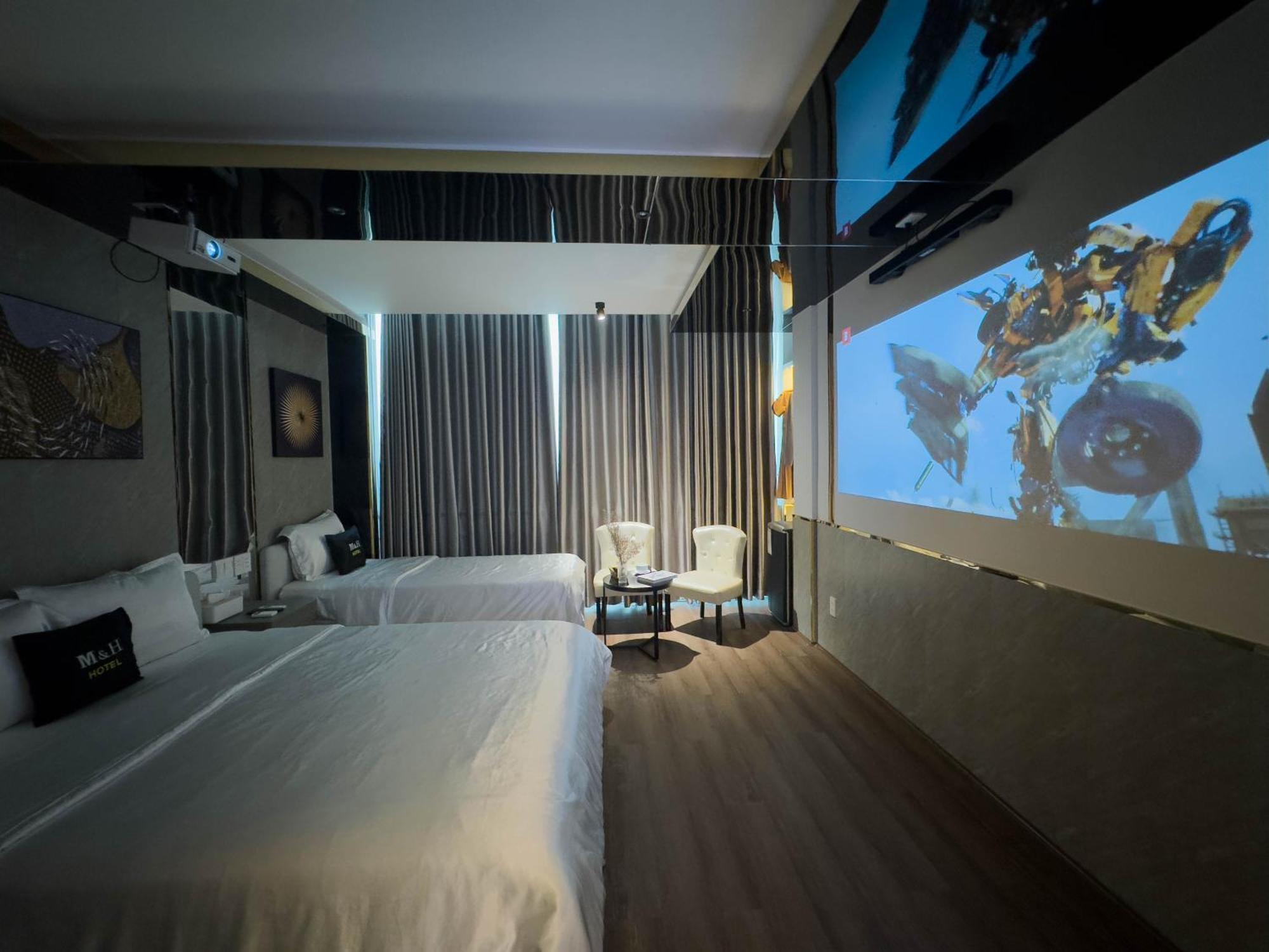 M&H Hotel Ho Chi Minh City Exterior photo