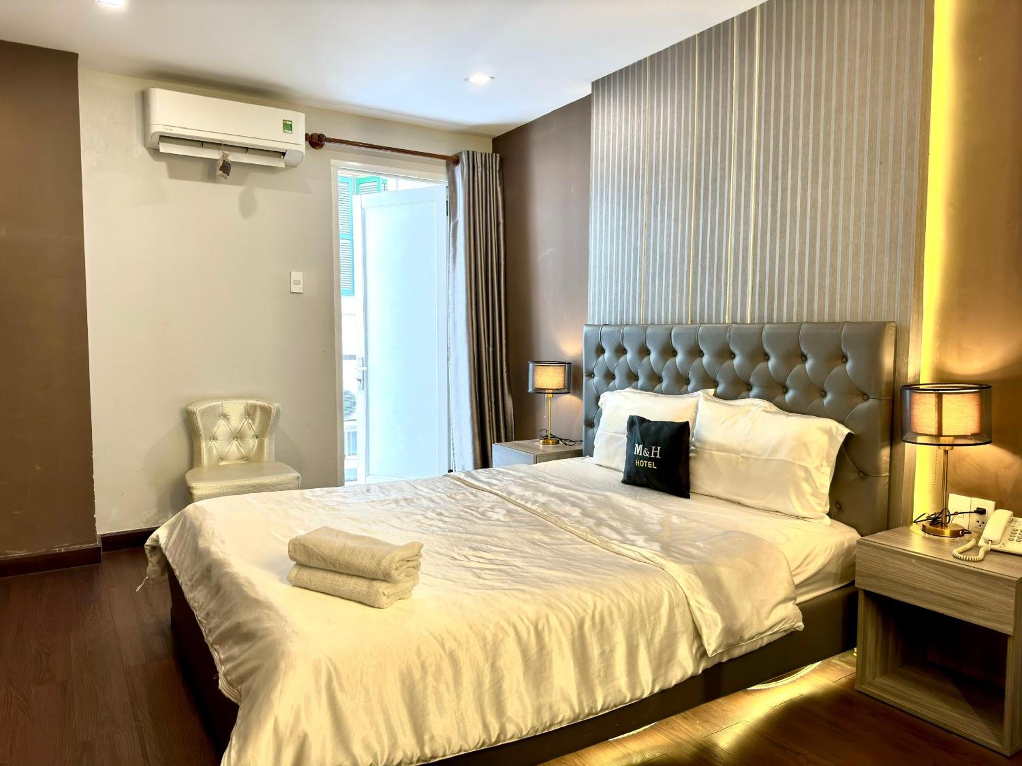 M&H Hotel Ho Chi Minh City Exterior photo