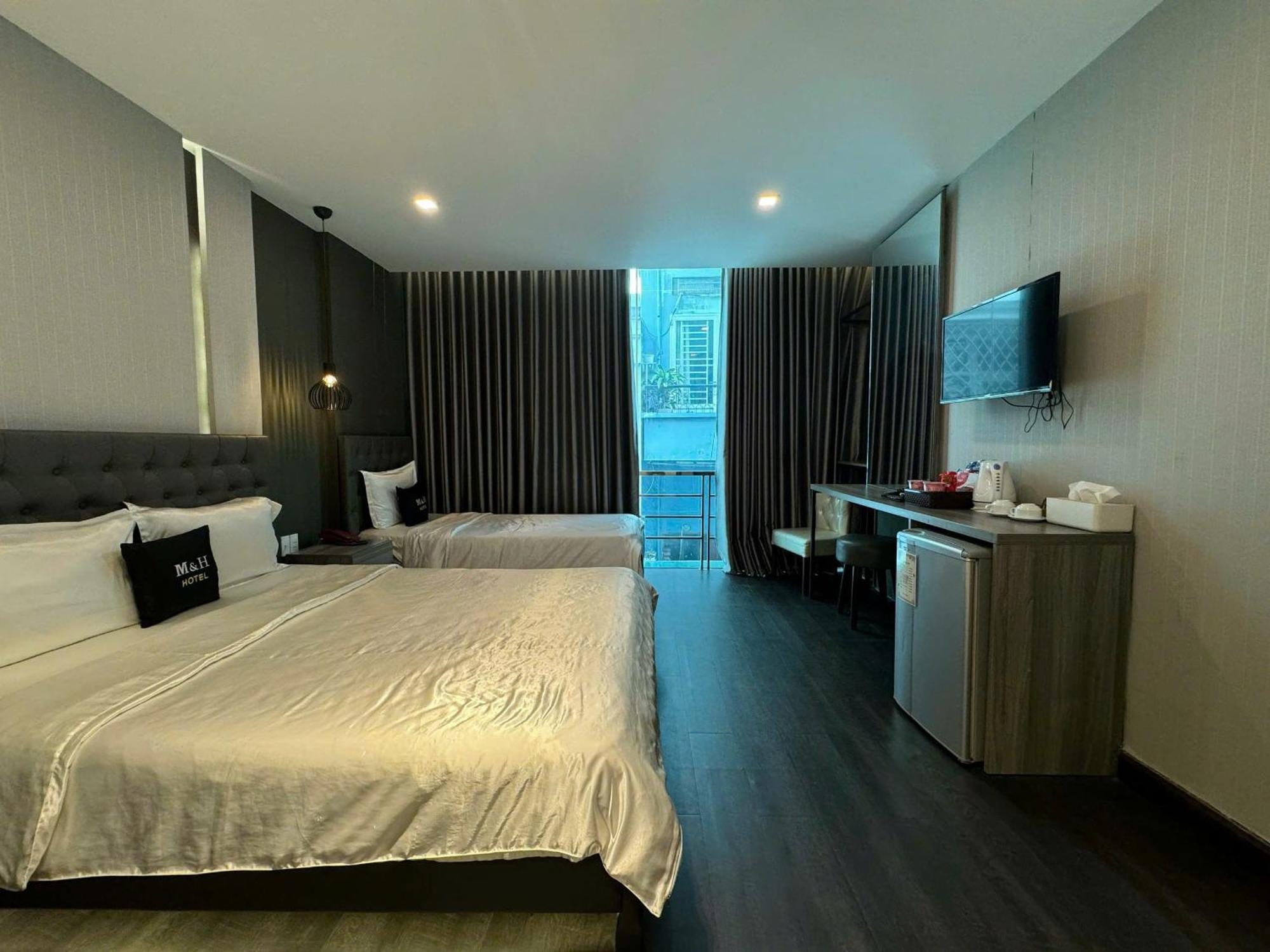 M&H Hotel Ho Chi Minh City Exterior photo