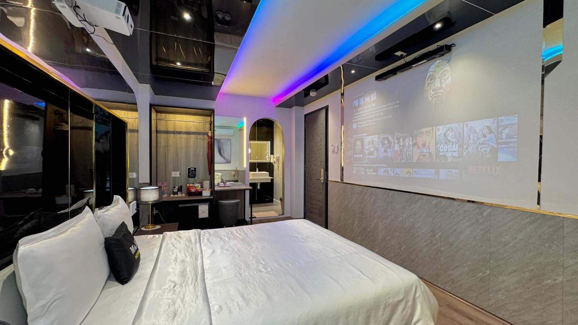 M&H Hotel Ho Chi Minh City Exterior photo