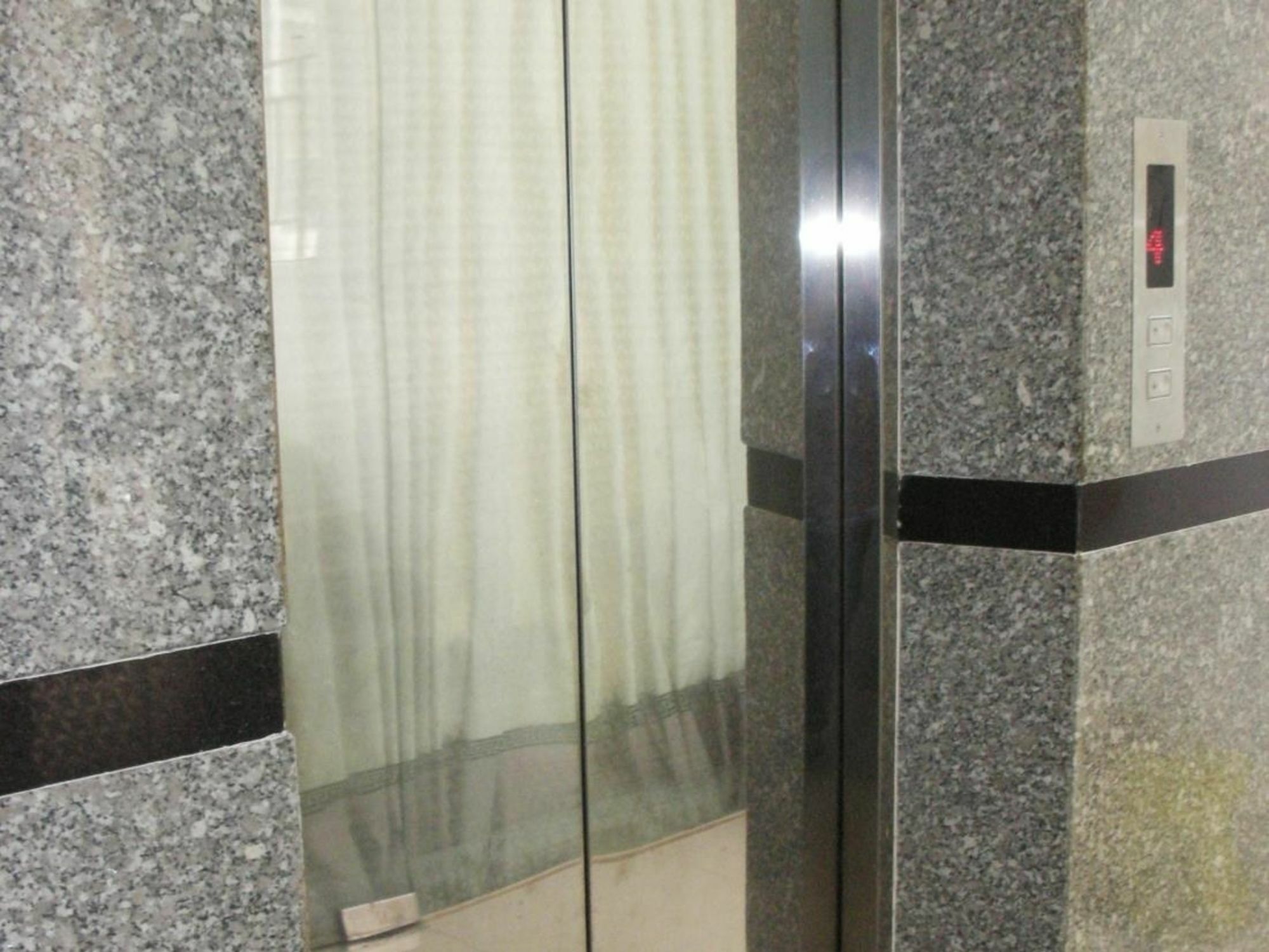 M&H Hotel Ho Chi Minh City Exterior photo